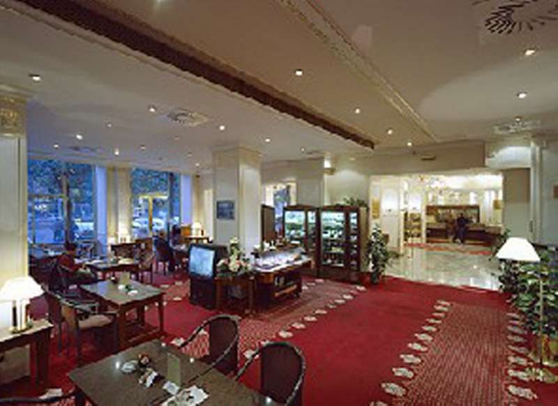 Ambassador Zlata Husa Praga Restaurante foto